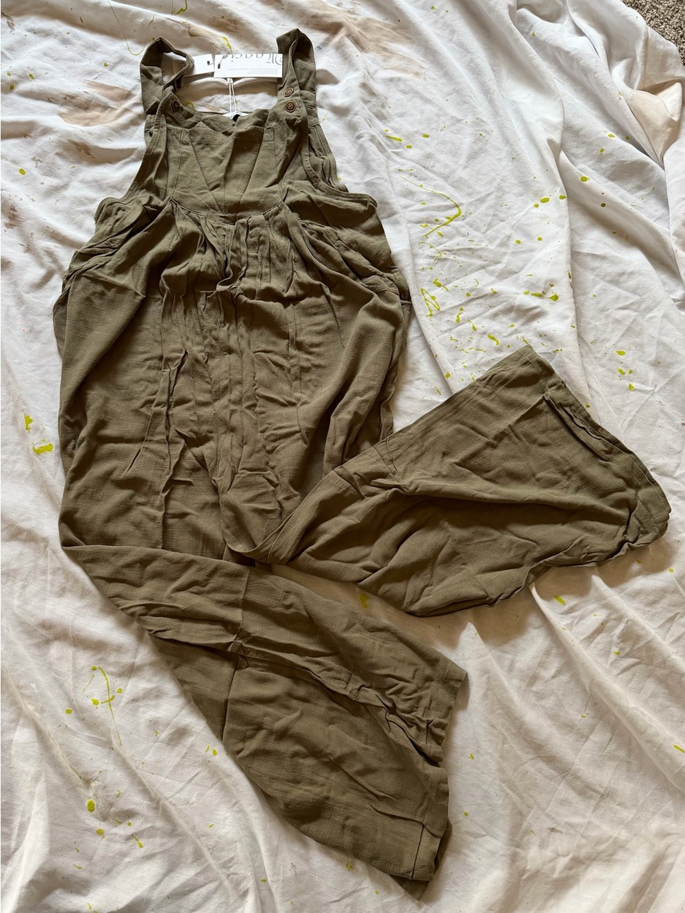 Maacie for moms to be olive green overalls size M